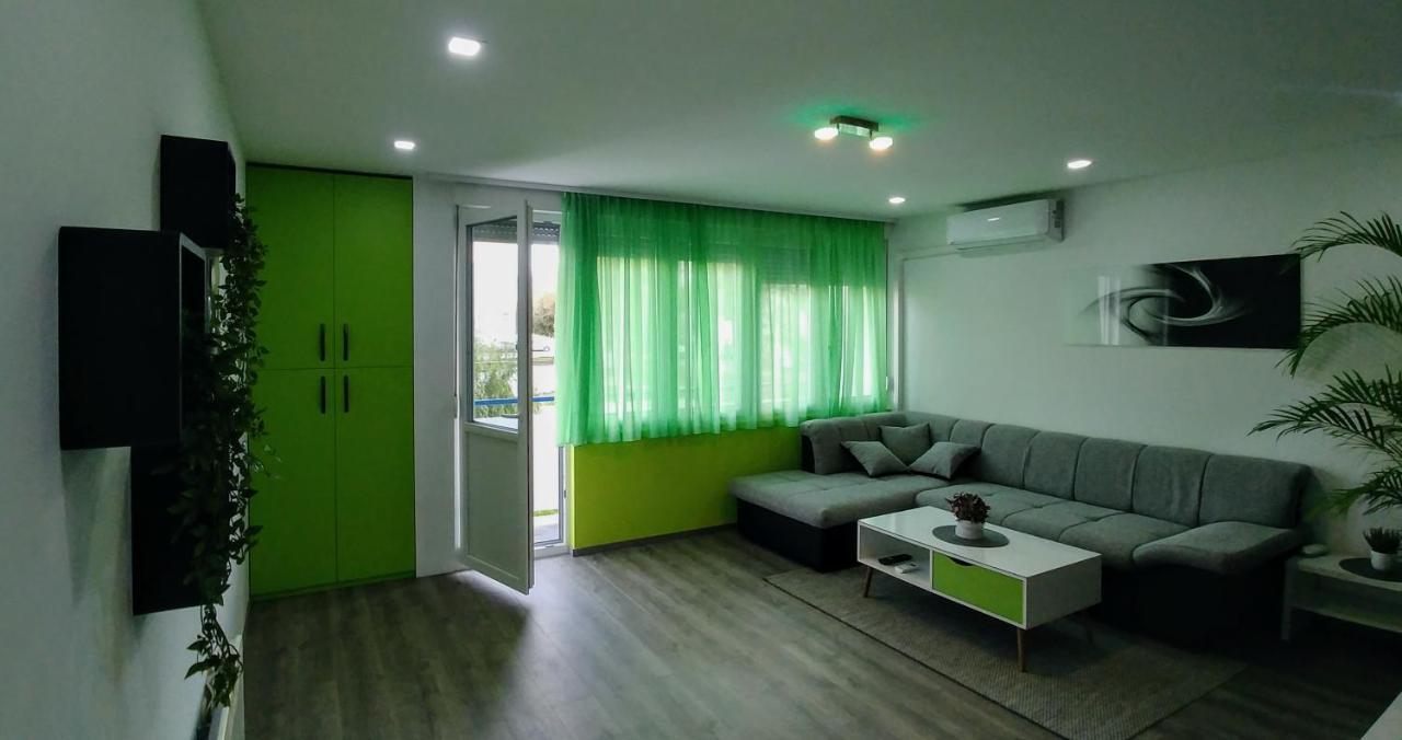 Apartman Anja 카를로바츠 외부 사진