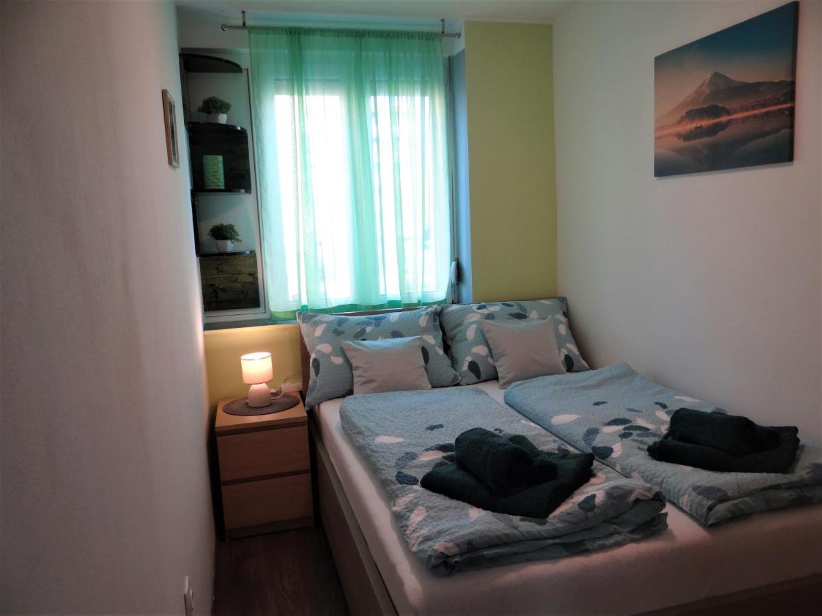 Apartman Anja 카를로바츠 외부 사진
