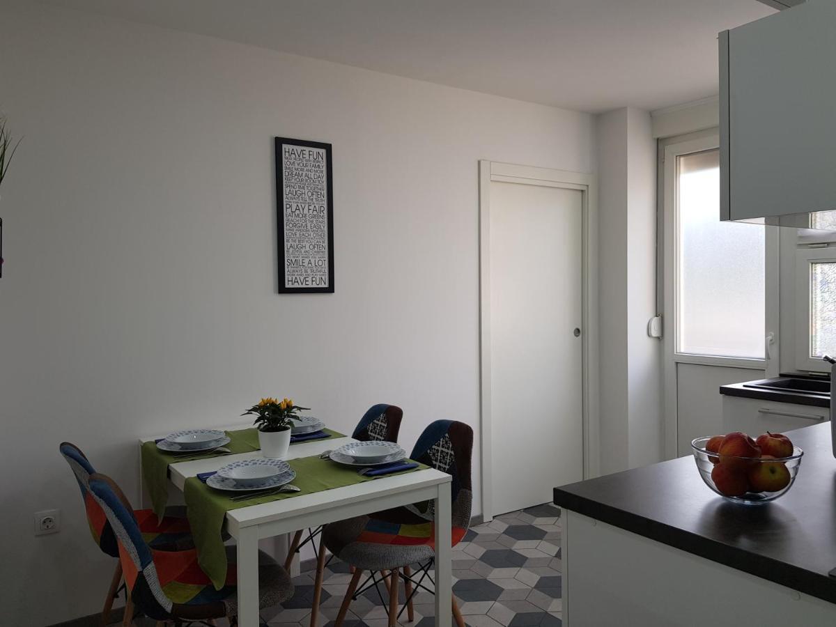 Apartman Anja 카를로바츠 외부 사진